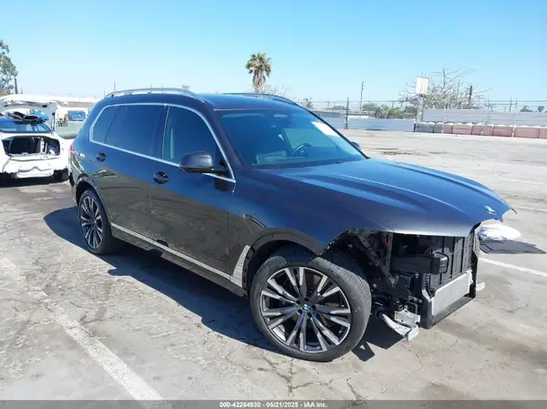 5UXCW2C05N9L92333 2022 BMW X7 - Image 1