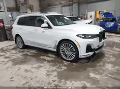5UXCW2C05N9M59562 2022 BMW X7