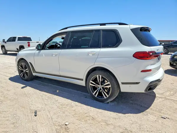 5UXCW2C05N9N07559 2022 BMW X7 - Image 2