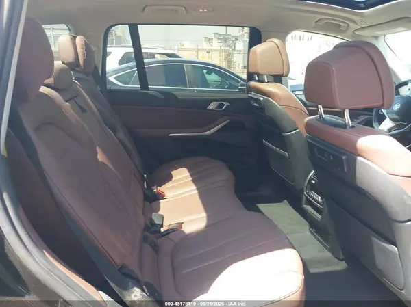 5UXCW2C06L9A03652 2020 BMW X7 - Image 8