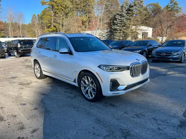 5UXCW2C06M9E26927 2021 BMW X7 - Image 1