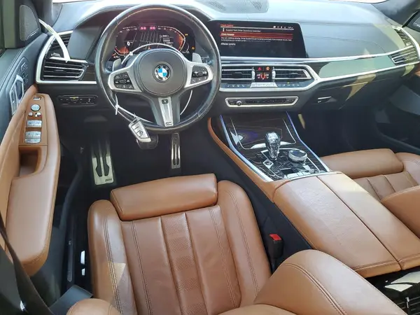 5UXCW2C06M9F10553 2021 BMW X7 - Image 8