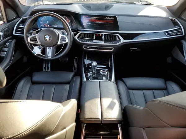 5UXCW2C06M9F30415 2021 BMW X7 - Image 8