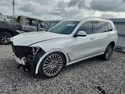 5UXCW2C06M9F55279 2021 BMW X7