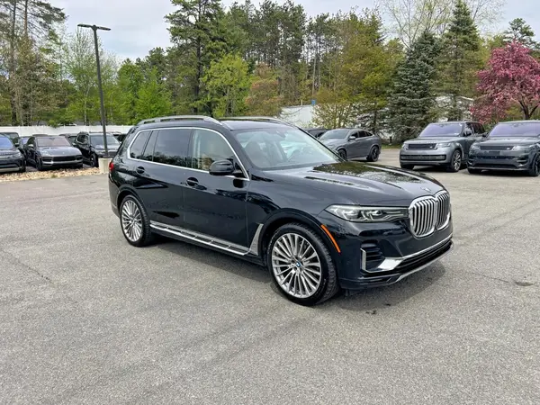 5UXCW2C06M9F67044 2021 BMW X7 - Image 2