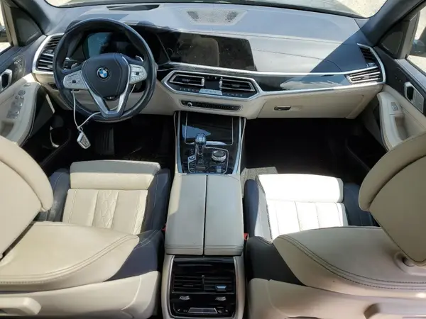 5UXCW2C06M9G58072 2021 BMW X7 - Image 8