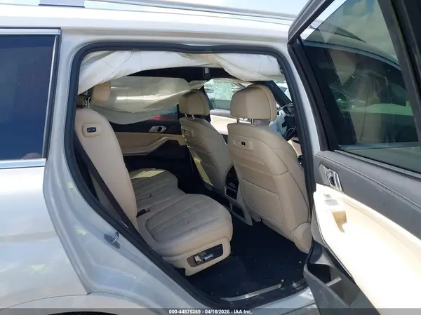 5UXCW2C06M9G77687 2021 BMW X7 - Image 8