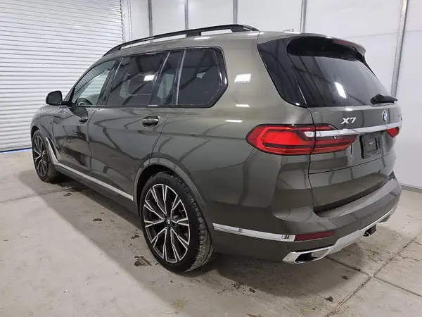 5UXCW2C06M9G93520 2021 BMW X7 - Image 2