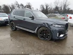 5UXCW2C06M9G96529 2021 BMW X7