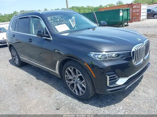 5UXCW2C06M9H47267 2021 BMW X7 - Image 1