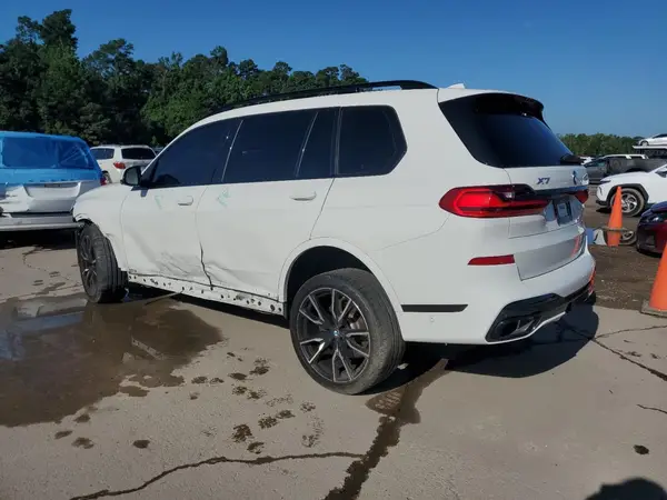 5UXCW2C06M9H62366 2021 BMW X7 - Image 2