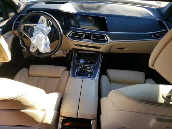 5UXCW2C06N9J28022 2022 BMW X7 - Image 8