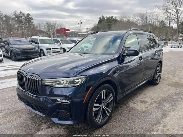 5UXCW2C06N9J79973 2022 BMW X7 - Image 2