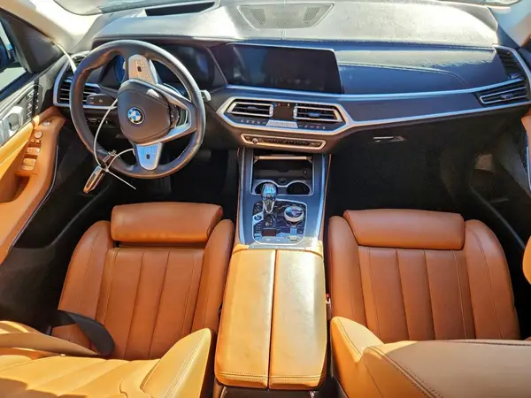5UXCW2C06N9K82889 2022 BMW X7 - Image 8