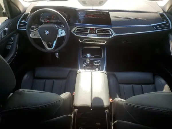5UXCW2C06N9K92788 2022 BMW X7 - Image 8