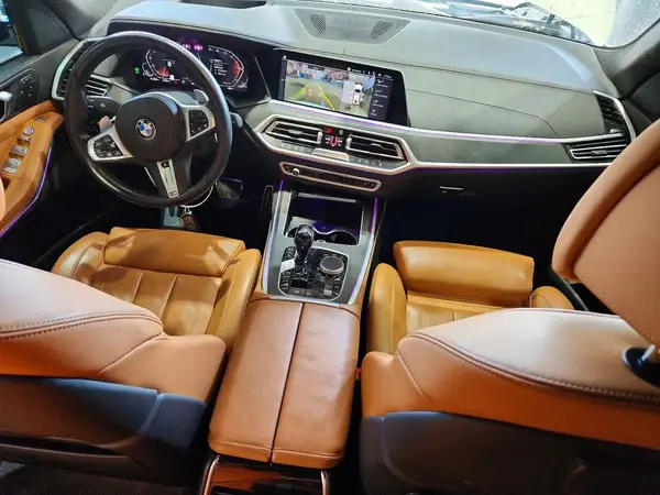 5UXCW2C06N9K98431 2022 BMW X7 - Image 8