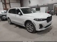 5UXCW2C06N9M97253 2022 BMW X7