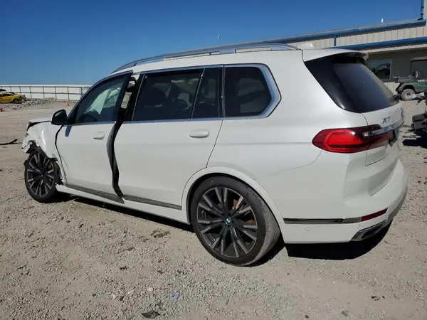 5UXCW2C06N9N12916 2022 BMW X7 - Image 2