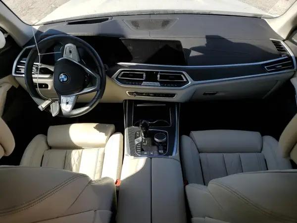 5UXCW2C06N9N12916 2022 BMW X7 - Image 8