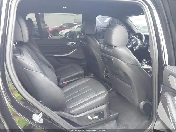 5UXCW2C07L9B00407 2020 BMW X7 - Image 8