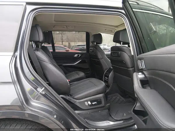 5UXCW2C07L9B35643 2020 BMW X7 - Image 8