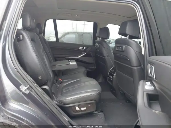 5UXCW2C07L9B49641 2020 BMW X7 - Image 8