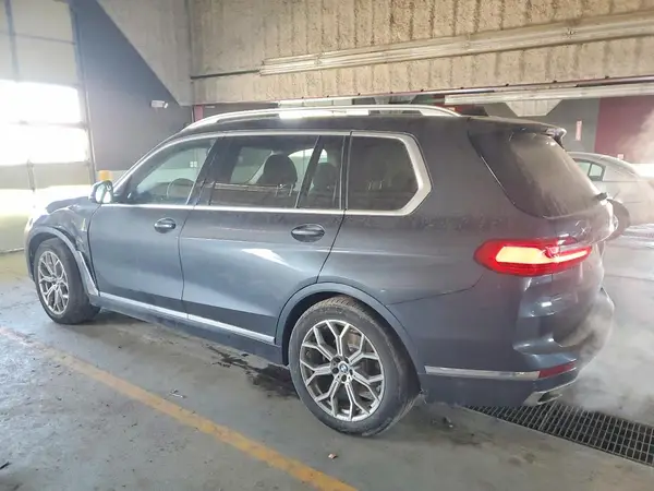 5UXCW2C07L9B61529 2020 BMW X7 - Image 2