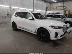 5UXCW2C07M9D86440 2021 BMW X7