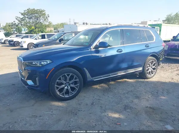 5UXCW2C07M9F83821 2021 BMW X7 - Image 2
