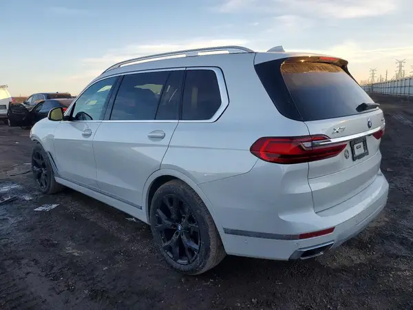 5UXCW2C07N9J34203 2022 BMW X7 - Image 2
