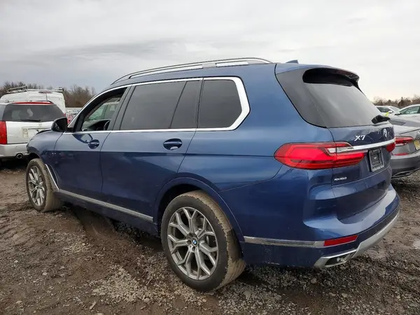 5UXCW2C07N9K01026 2022 BMW X7 - Image 2
