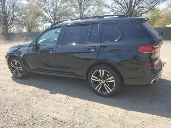5UXCW2C07N9L74738 2022 BMW X7 - Image 2