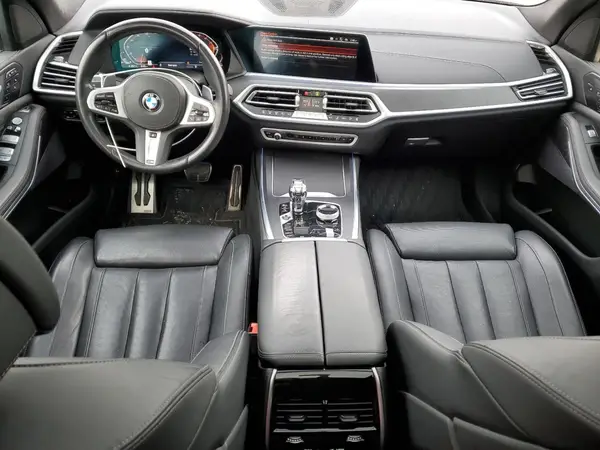 5UXCW2C07N9L92687 2022 BMW X7 - Image 8