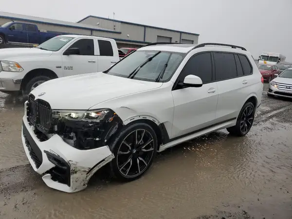 5UXCW2C07N9M77593 2022 BMW X7 - Image 1