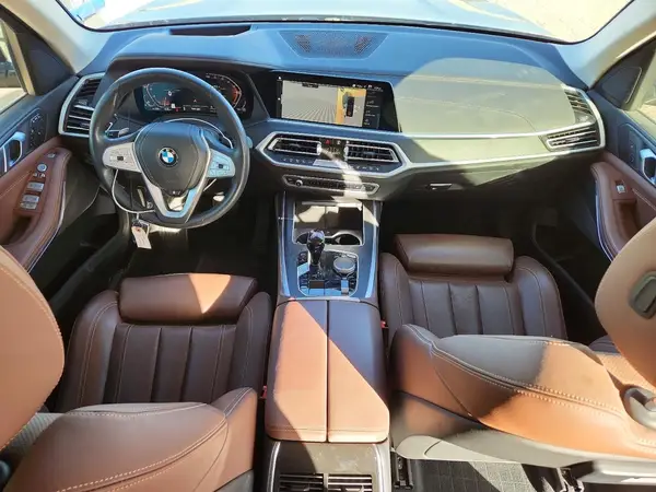 5UXCW2C07N9M85919 2022 BMW X7 - Image 8