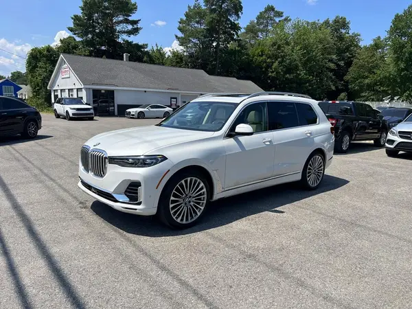 5UXCW2C07N9N12908 2022 BMW X7 - Image 1