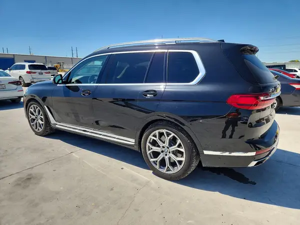 5UXCW2C08L9B58977 2020 BMW X7 - Image 2