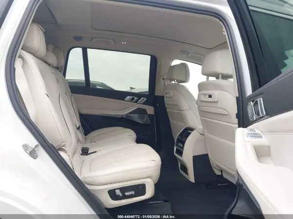 5UXCW2C08L9B73950 2020 BMW X7 - Image 8