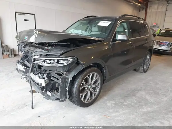 5UXCW2C08L9B79862 2020 BMW X7 - Image 2