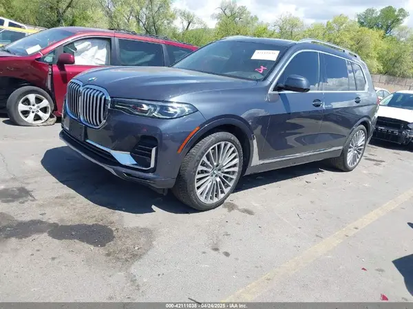 5UXCW2C08L9B98489 2020 BMW X7 - Image 2