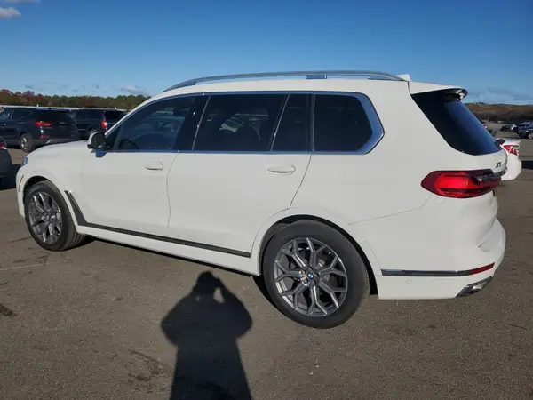 5UXCW2C08L9C31622 2020 BMW X7 - Image 2