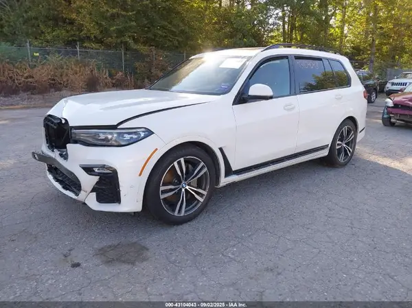 5UXCW2C08L9D12782 2020 BMW X7 - Image 2