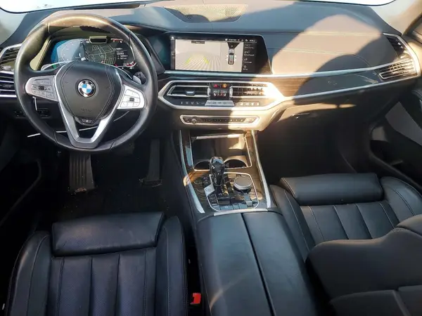 5UXCW2C08M9G43671 2021 BMW X7 - Image 8
