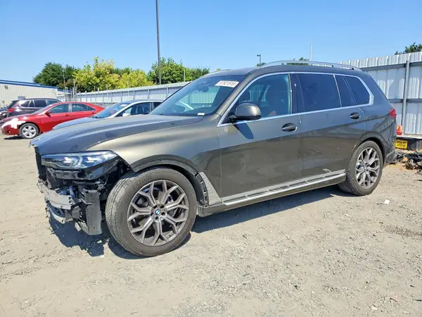 5UXCW2C08M9H14528 2021 BMW X7 - Image 1