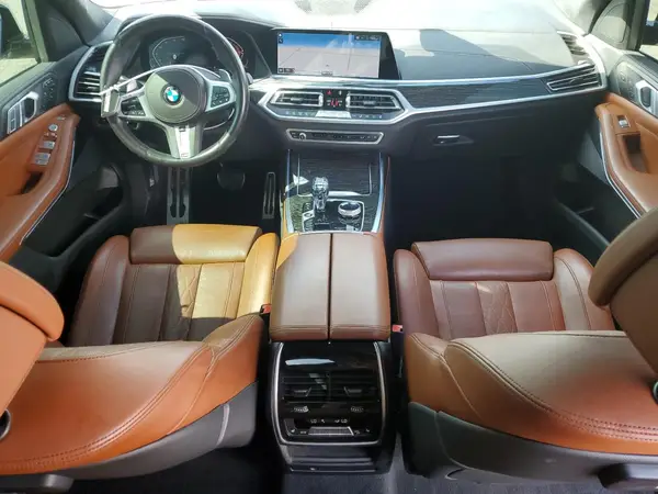 5UXCW2C08N9K03562 2022 BMW X7 - Image 8