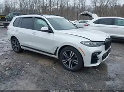 5UXCW2C08N9K86717 2022 BMW X7