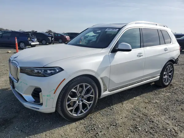 5UXCW2C08N9K89262 2022 BMW X7 - Image 1