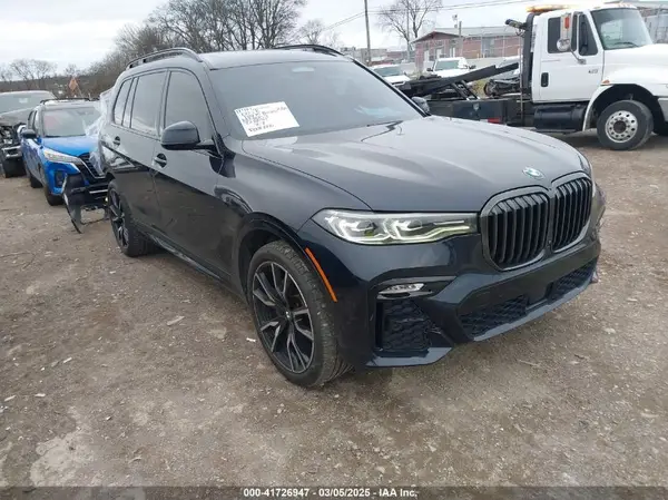 5UXCW2C08N9L13169 2022 BMW X7 - Image 1