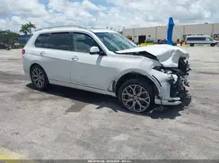 5UXCW2C08N9L23894 2022 BMW X7