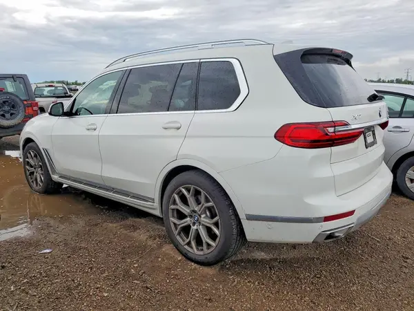 5UXCW2C08N9L34412 2022 BMW X7 - Image 2